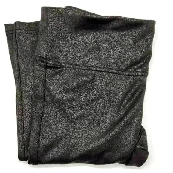 Heyson NWT Black Textured Faux Leather Leggings Black Style HL1001 Size Small - Picture 2 of 7